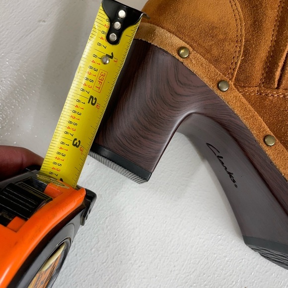 Clarks Tan Suede Mules with Block Heel - Picture 5 of 6